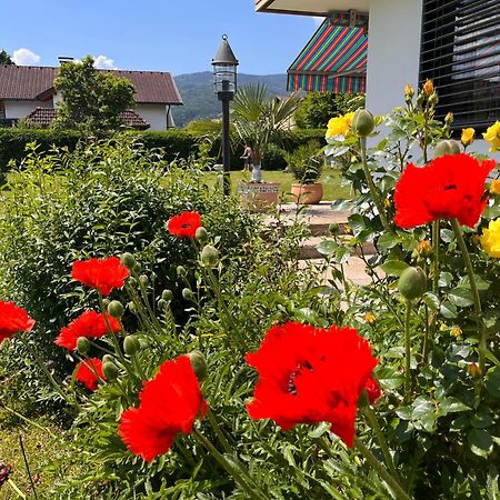 Haus Bergblick Apartman Villach Kültér fotó