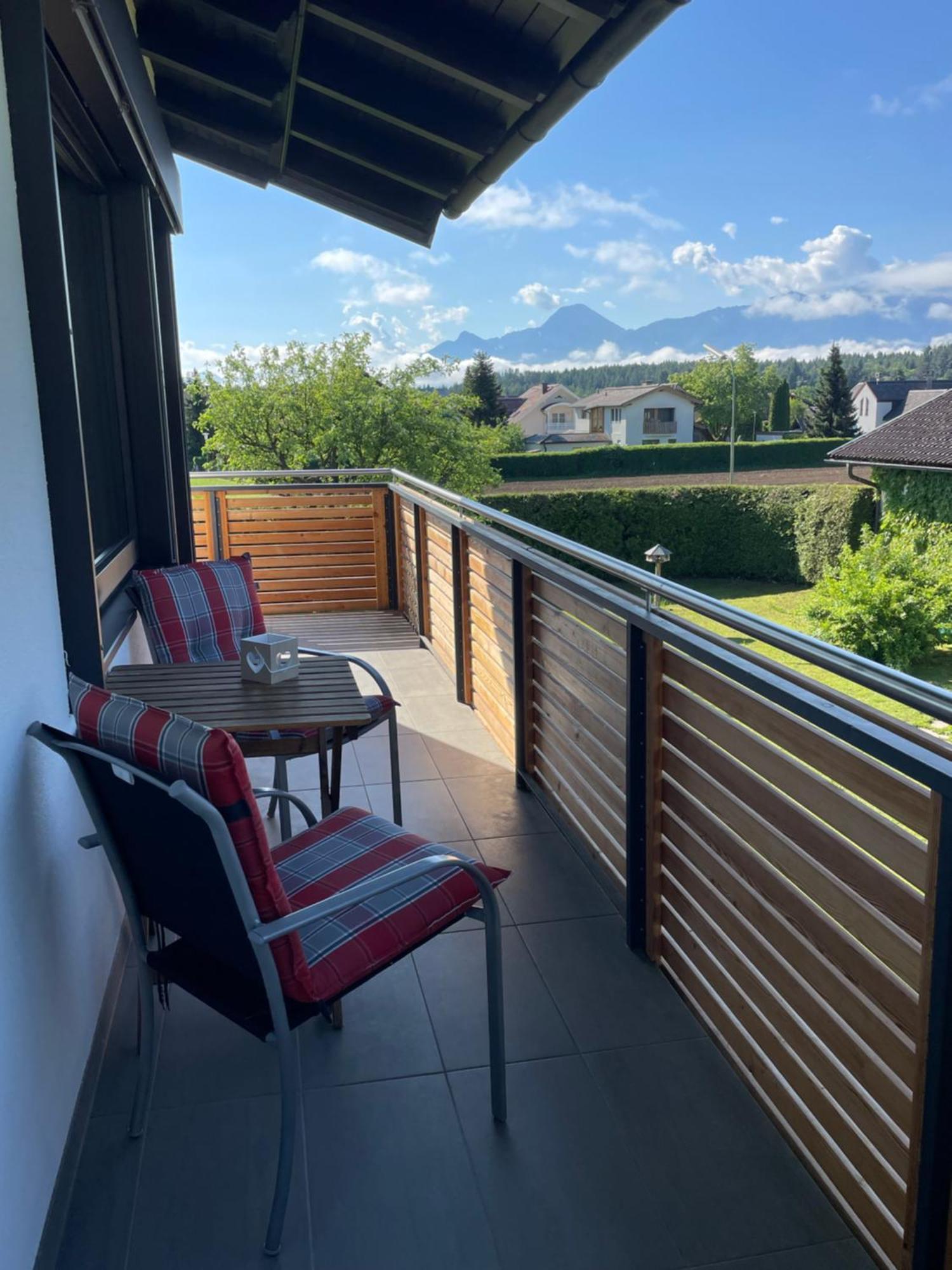 Haus Bergblick Apartman Villach Kültér fotó